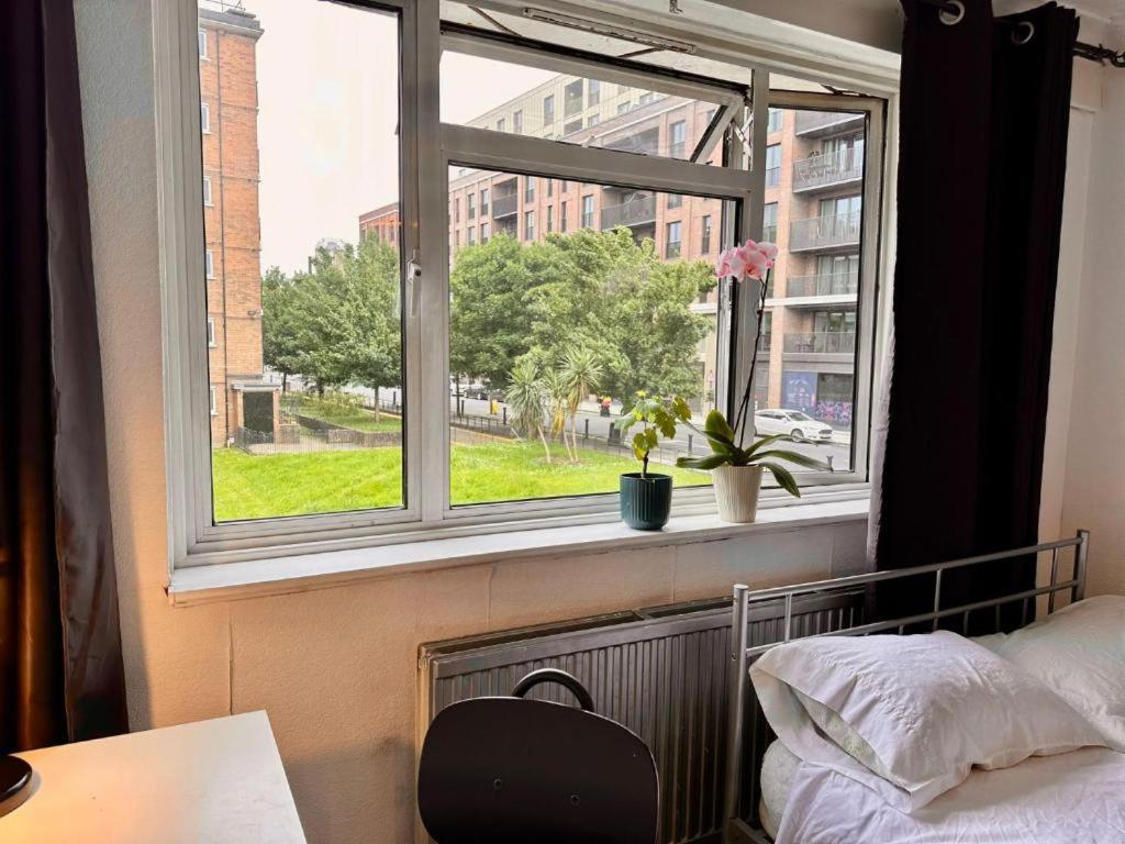 Whitechapel Lindley House R2 Hotel Londen Buitenkant foto