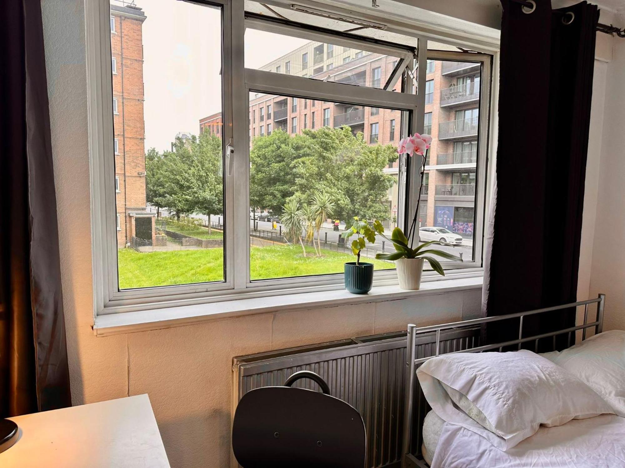Whitechapel Lindley House R2 Hotel Londen Buitenkant foto